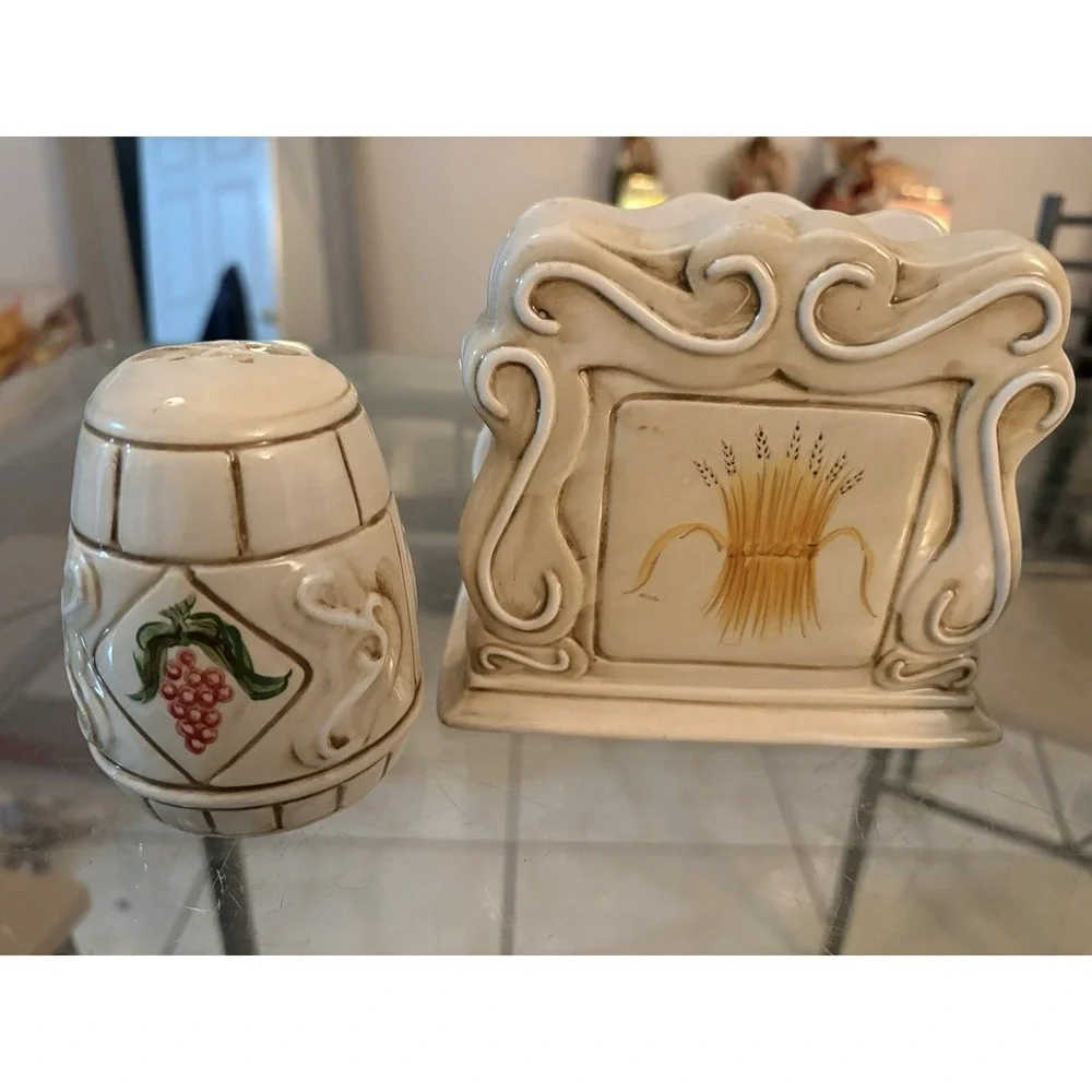 American Atelier San Marco Napkin Holder Salt Pepper Shakers Set Wheat Grapes